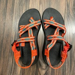 Chaco size 8